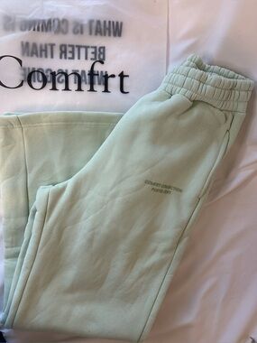 Pastel Green Fleece Joggers with Elastic Waist